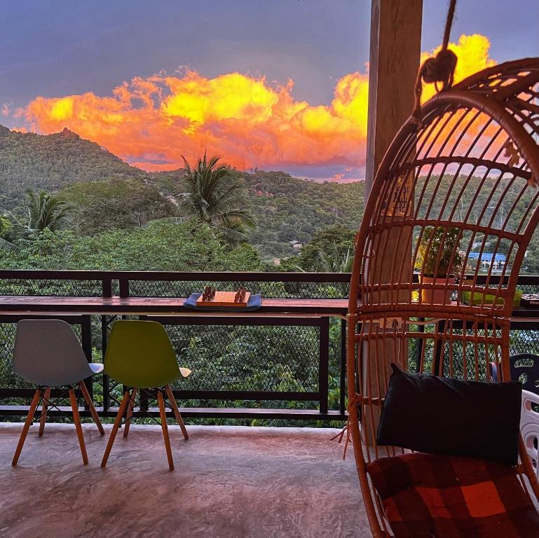 Wonderland Jungle Hostel เกาะเต่า ภายนอก รูปภาพ