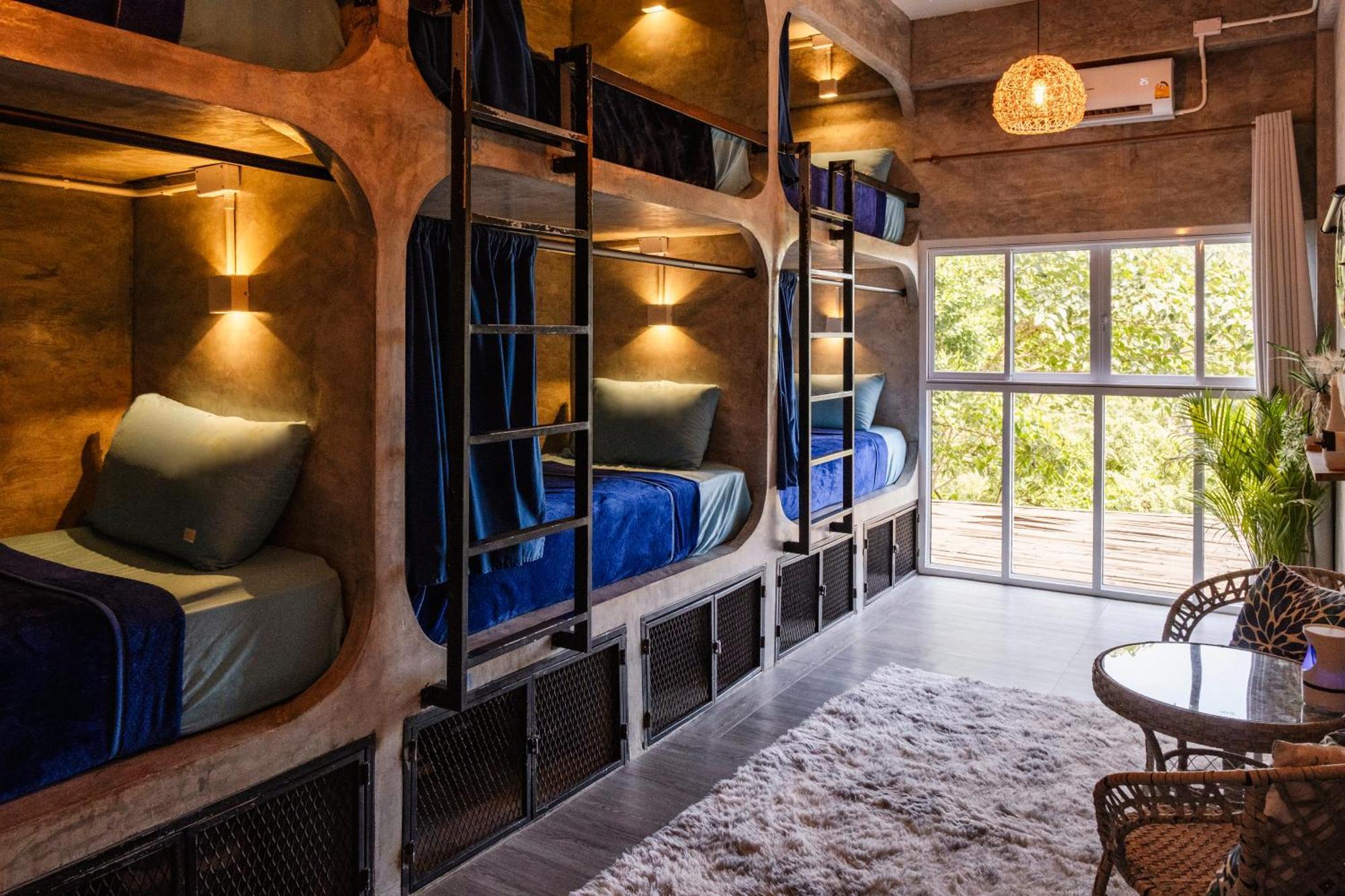 Wonderland Jungle Hostel เกาะเต่า ภายนอก รูปภาพ